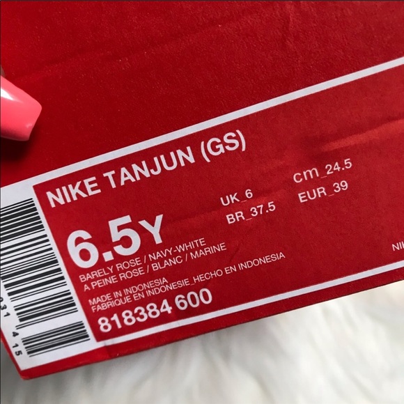 NWOB 💕NIKE TANJUN WOMENS SIZE 8 - Picture 7 of 7
